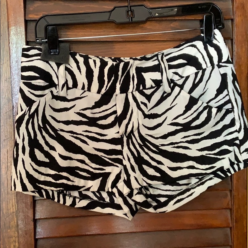 alice + olivia Zebra Print Cady Short